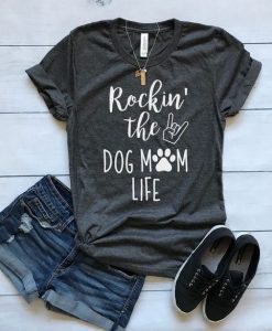 Rockin the Dog T Shirt SR18J0